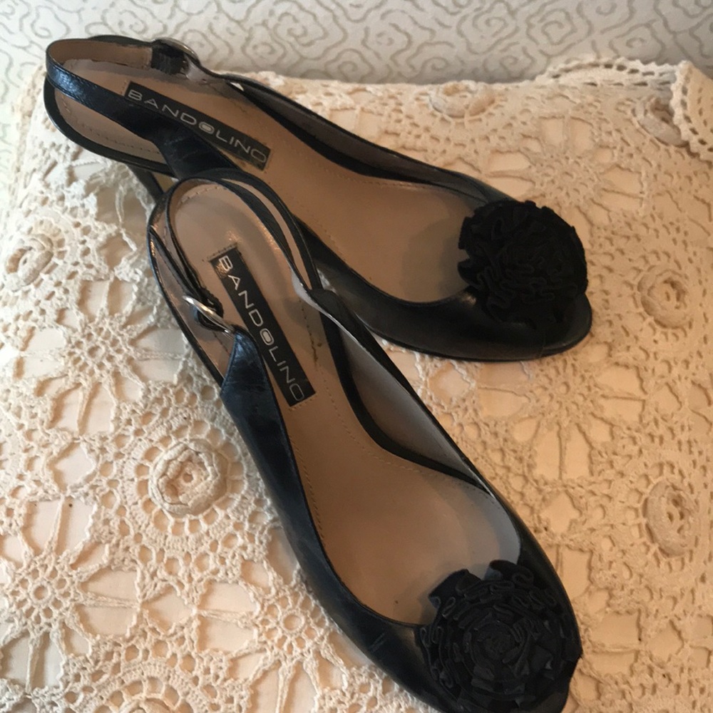 Gorgeous sling backs with fabric flower - Picture 4 of 6